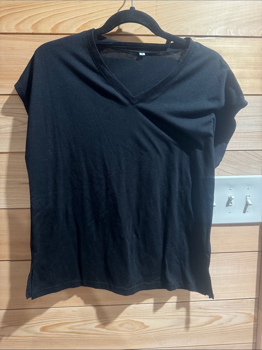 Amazon Black V-Neck Short Sleeve Women's Tee